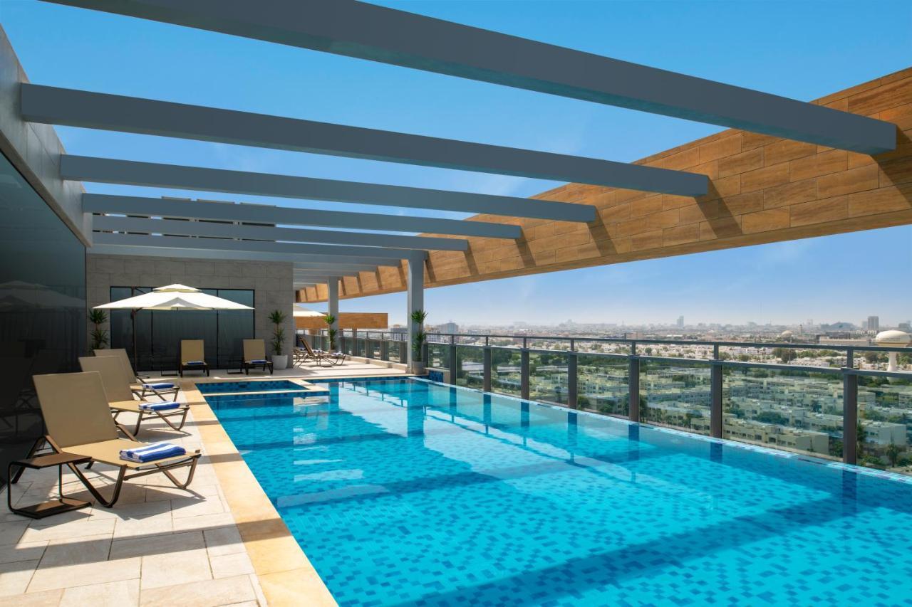 Swissotel Living เจดดาห์ ภายนอก รูปภาพ Rooftop pool