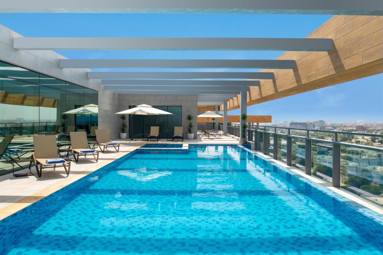 Swissotel Living เจดดาห์ ภายนอก รูปภาพ Rooftop pool