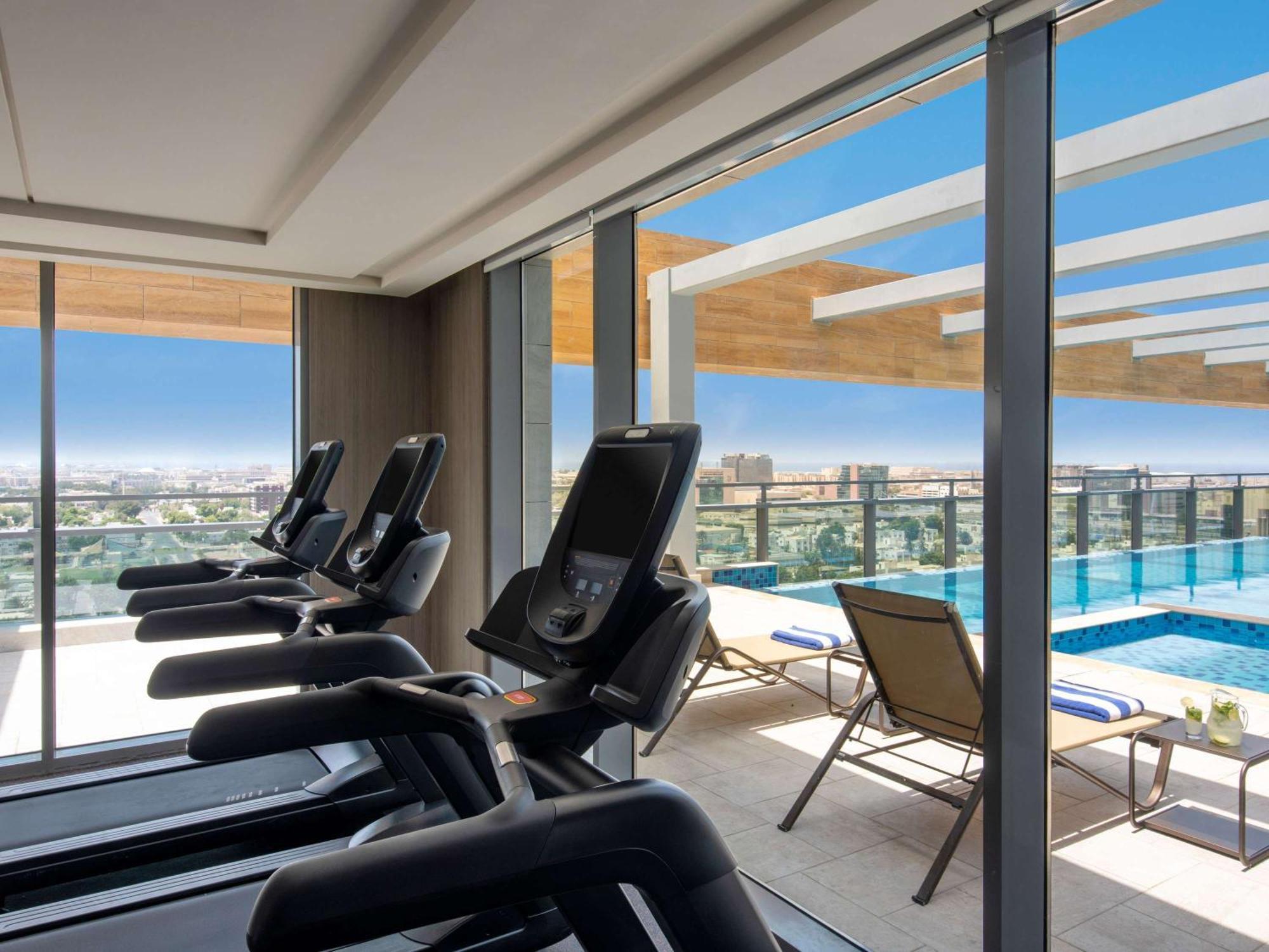 Swissotel Living เจดดาห์ ภายนอก รูปภาพ The gym at the hotel