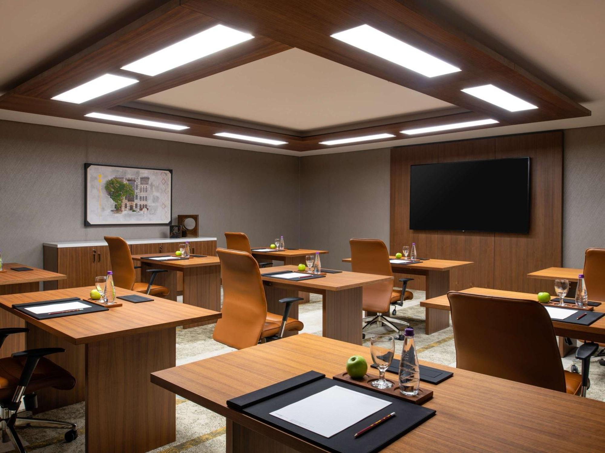 Swissotel Living เจดดาห์ ภายนอก รูปภาพ Meeting room
