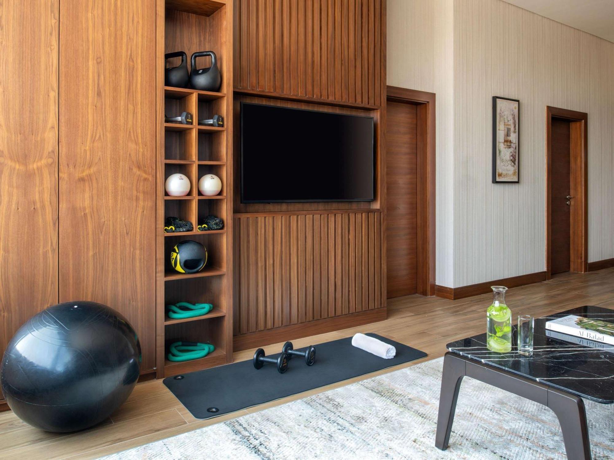Swissotel Living เจดดาห์ ภายนอก รูปภาพ The gym at the 100 Queen's Gate